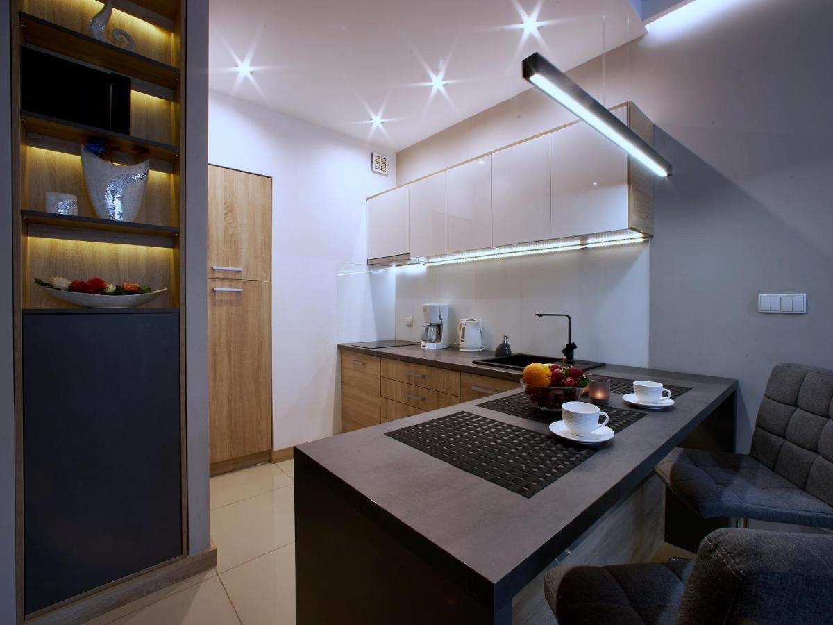 4Uapart-Apartment Suite Platan Grey Świnoujście Exteriör bild